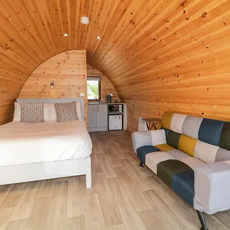 The Wheelhouse Pod No 9 Сasa de vacaciones Letterkenny